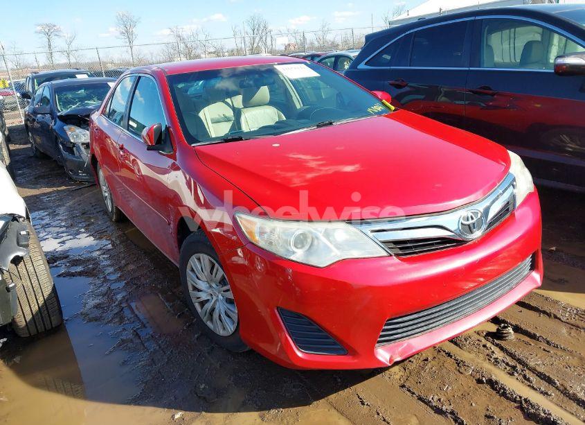 2012 Toyota Camry LE (VIN 4T4BF1FK8CR160776) main photo