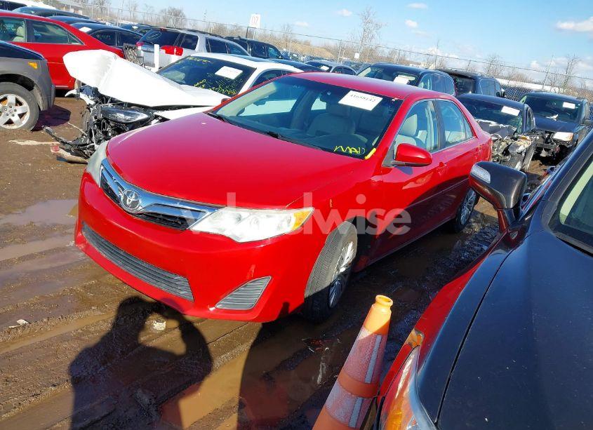 Photo 2 of 2012 Toyota Camry LE (VIN 4T4BF1FK8CR160776)