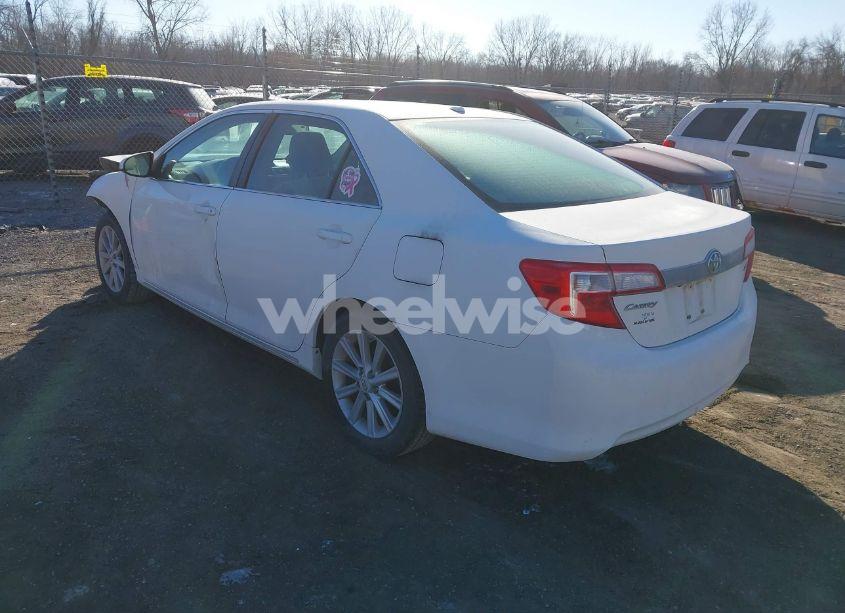 Photo 3 of 2012 Toyota Camry XLE (VIN 4T4BF1FK8CR206834)