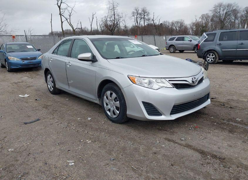 2012 Toyota Camry LE (VIN 4T4BF1FK8CR249084) main photo