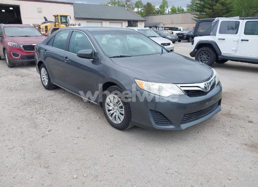 2012 Toyota Camry L/LE/SE/SE LIMITED EDITION/XLE (VIN 4T4BF1FK8CR249988) main photo