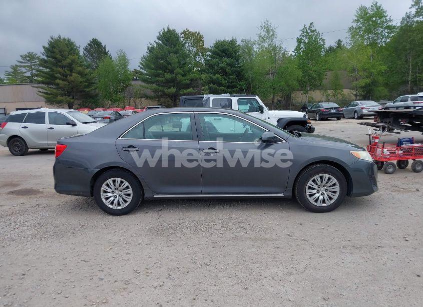 Photo 13 of 2012 Toyota Camry L/LE/SE/SE LIMITED EDITION/XLE (VIN 4T4BF1FK8CR249988)