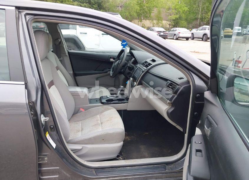 Photo 5 of 2012 Toyota Camry L/LE/SE/SE LIMITED EDITION/XLE (VIN 4T4BF1FK8CR249988)