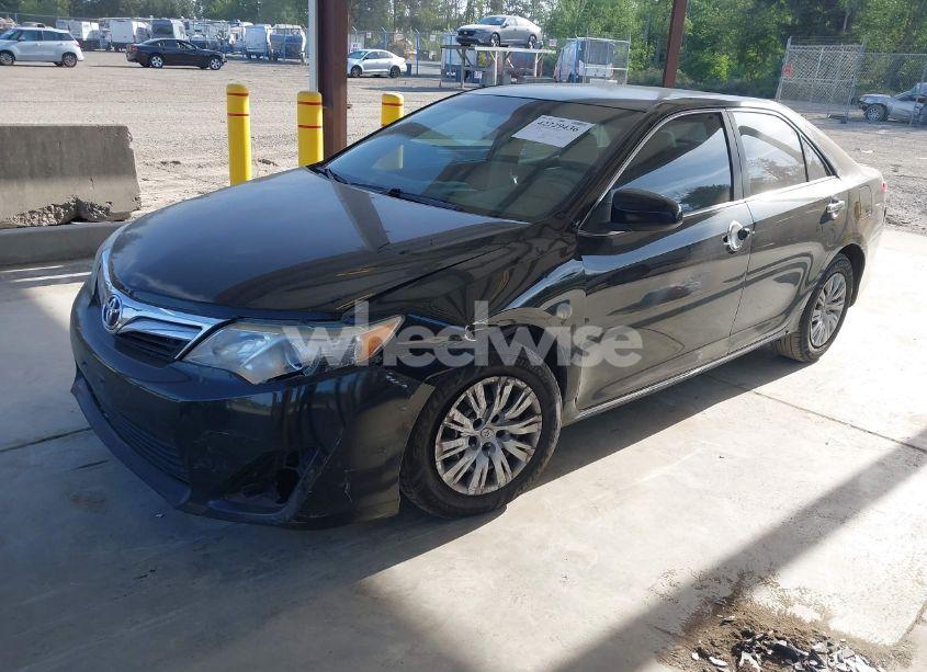 Photo 2 of 2012 Toyota Camry LE (VIN 4T4BF1FK8CR271280)