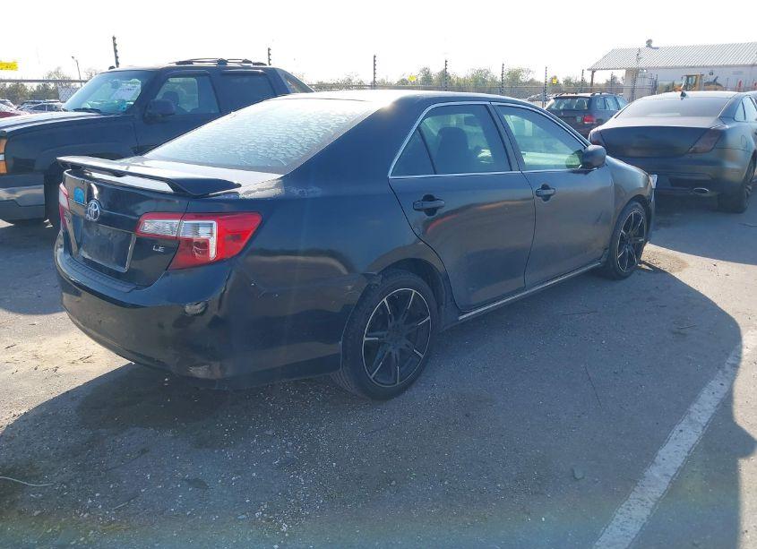 Photo 4 of 2013 Toyota Camry LE (VIN 4T4BF1FK8DR275878)