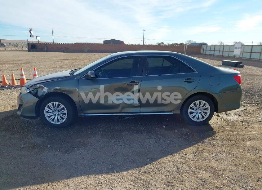 Photo 14 of 2013 Toyota Camry LE (VIN 4T4BF1FK8DR279932)