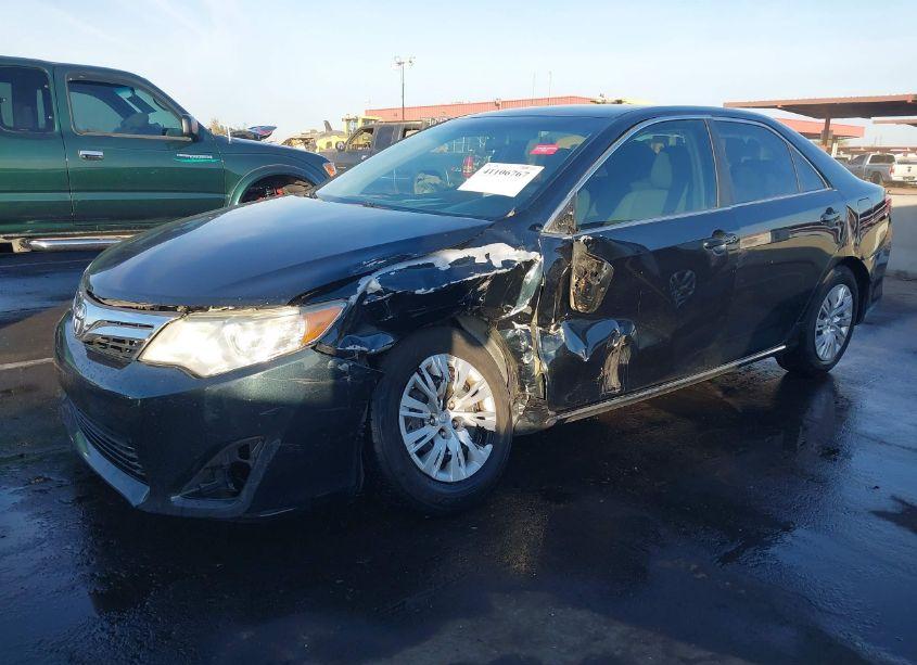 Photo 2 of 2013 Toyota Camry LE (VIN 4T4BF1FK8DR296892)