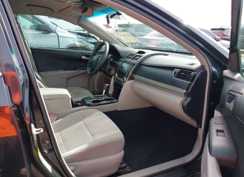 Photo 5 of 2013 Toyota Camry LE (VIN 4T4BF1FK8DR296892)