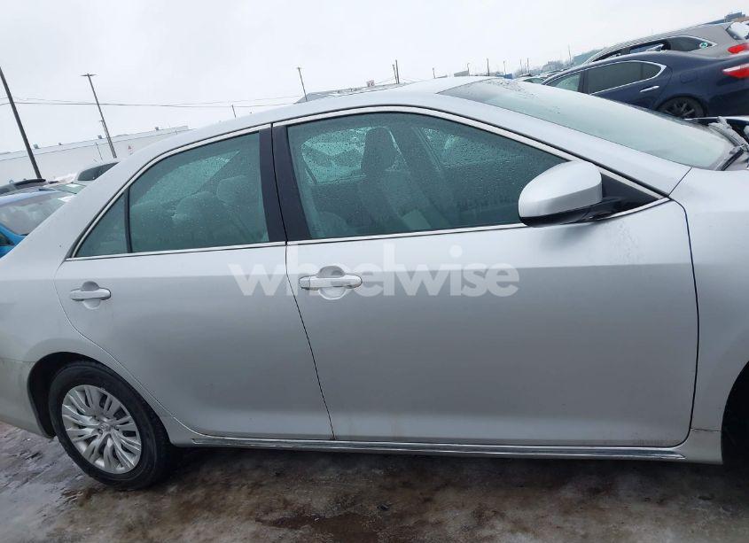 Photo 13 of 2013 Toyota Camry LE (VIN 4T4BF1FK8DR301847)