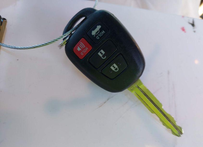 Photo 11 of 2013 Toyota Camry LE (VIN 4T4BF1FK8DR302643)