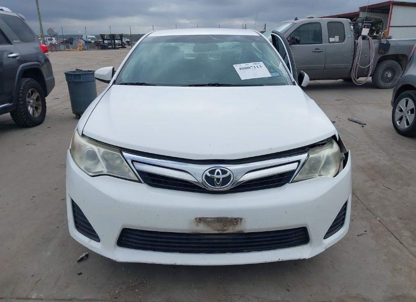 Photo 12 of 2014 Toyota Camry LE (VIN 4T4BF1FK8ER351133)