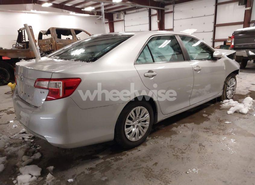 Photo 4 of 2014 Toyota Camry LE (VIN 4T4BF1FK8ER352279)