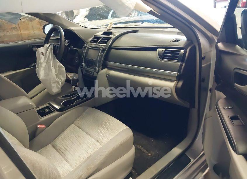 Photo 5 of 2014 Toyota Camry LE (VIN 4T4BF1FK8ER352279)