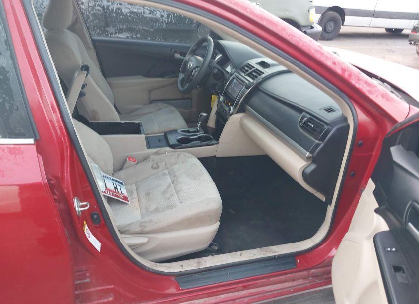 Photo 5 of 2014 Toyota Camry LE (VIN 4T4BF1FK8ER352640)