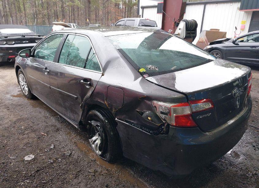 Photo 6 of 2014 Toyota Camry LE (VIN 4T4BF1FK8ER353061)