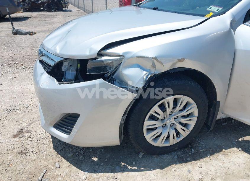 Photo 6 of 2014 Toyota Camry LE (VIN 4T4BF1FK8ER354078)