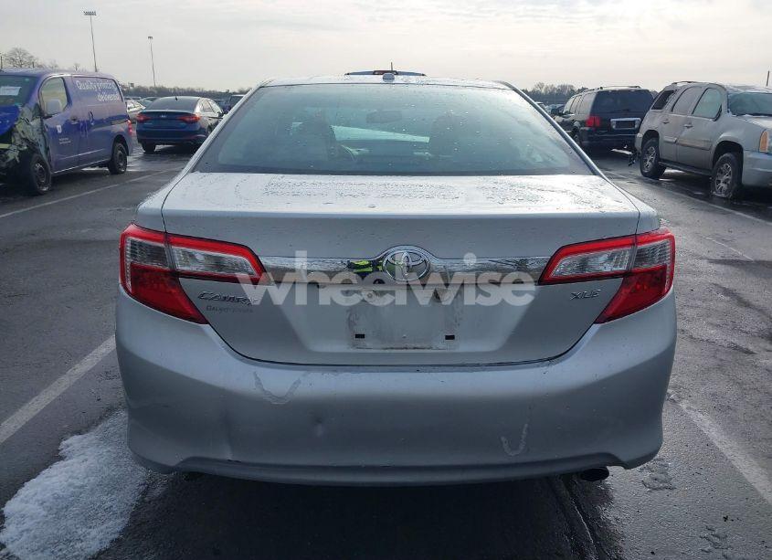 Photo 16 of 2014 Toyota Camry XLE (VIN 4T4BF1FK8ER356378)