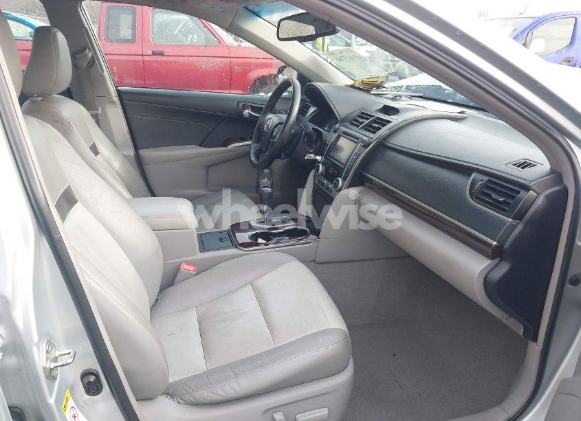 Photo 5 of 2014 Toyota Camry XLE (VIN 4T4BF1FK8ER356378)