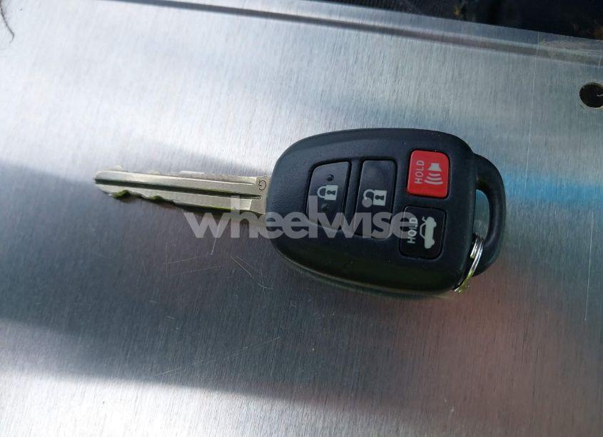 Photo 11 of 2014 Toyota Camry LE (VIN 4T4BF1FK8ER356686)