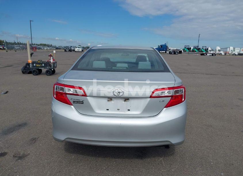 Photo 16 of 2014 Toyota Camry LE (VIN 4T4BF1FK8ER356686)