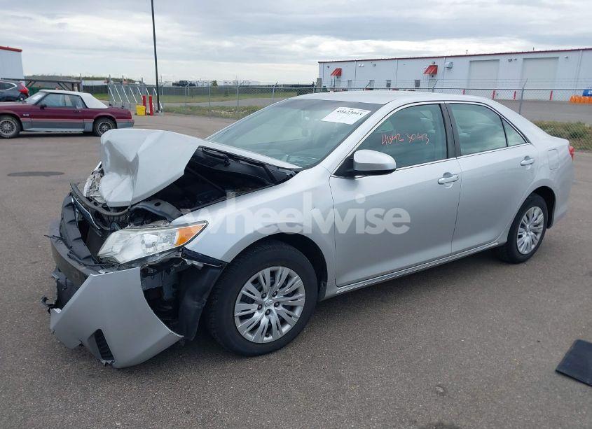Photo 2 of 2014 Toyota Camry LE (VIN 4T4BF1FK8ER356686)