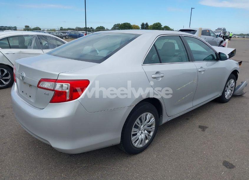Photo 4 of 2014 Toyota Camry LE (VIN 4T4BF1FK8ER356686)