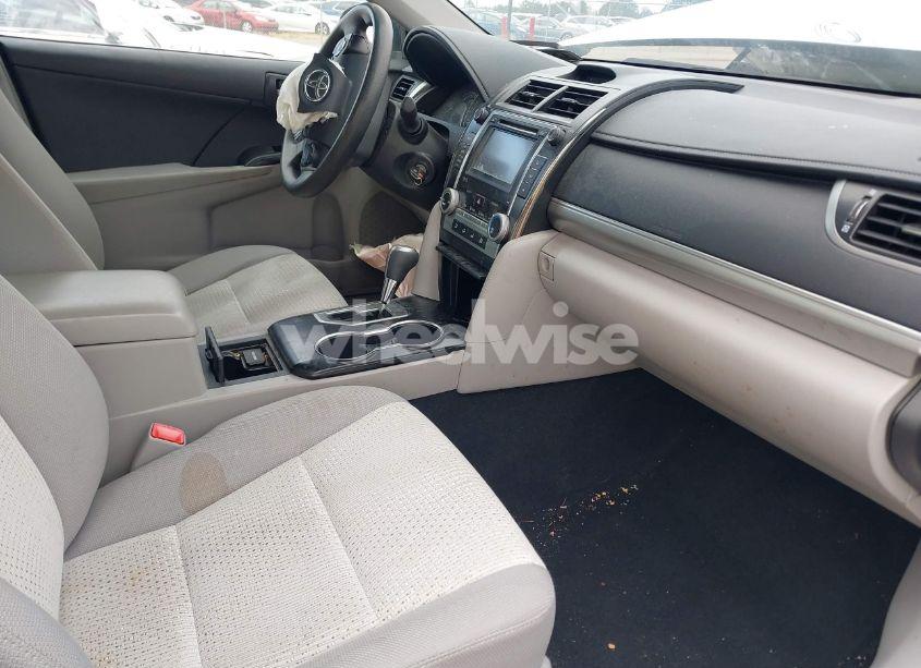 Photo 5 of 2014 Toyota Camry LE (VIN 4T4BF1FK8ER356686)