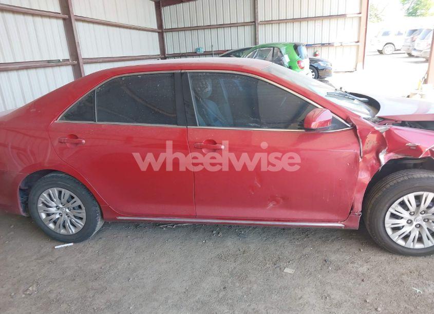 Photo 13 of 2014 Toyota Camry LE (VIN 4T4BF1FK8ER357711)