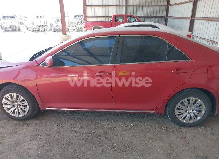 Photo 14 of 2014 Toyota Camry LE (VIN 4T4BF1FK8ER357711)