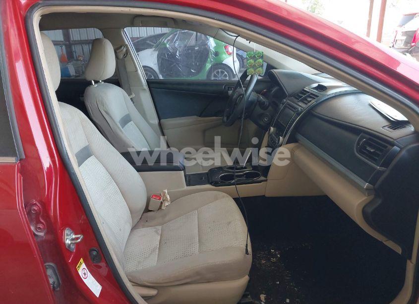 Photo 5 of 2014 Toyota Camry LE (VIN 4T4BF1FK8ER357711)