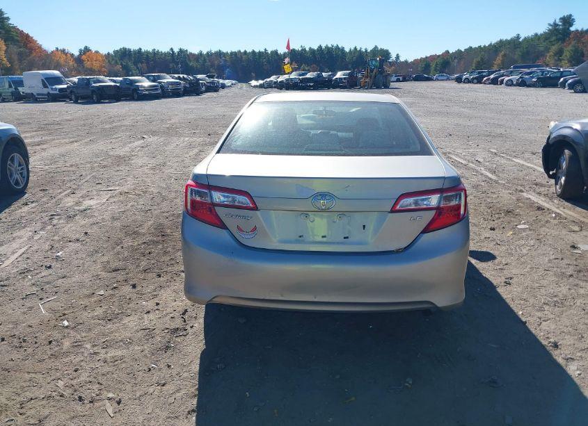 Photo 16 of 2014 Toyota Camry LE (VIN 4T4BF1FK8ER366425)