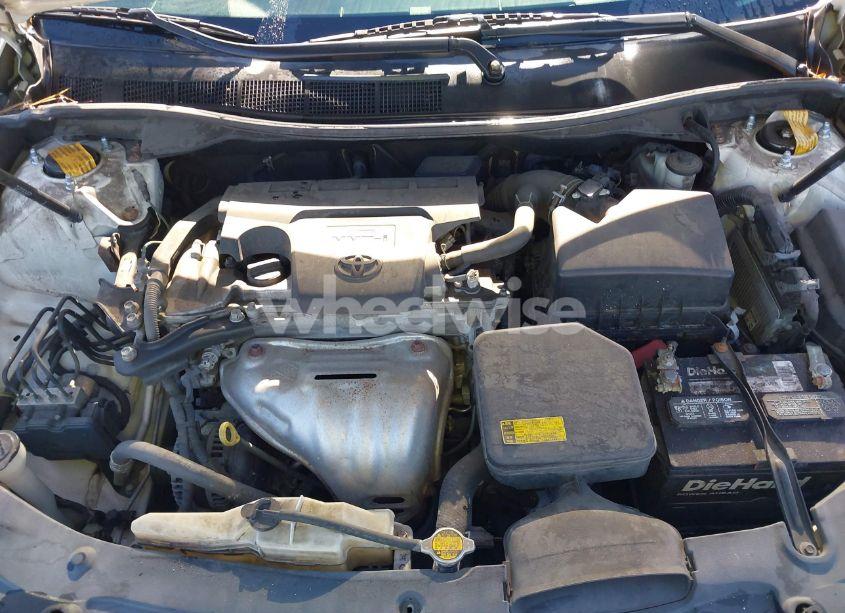 Photo 10 of 2014 Toyota Camry XLE (VIN 4T4BF1FK8ER380003)