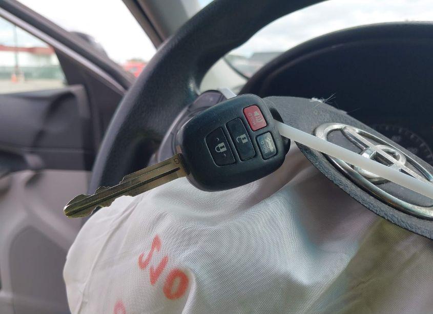 Photo 11 of 2014 Toyota Camry LE (VIN 4T4BF1FK8ER394760)