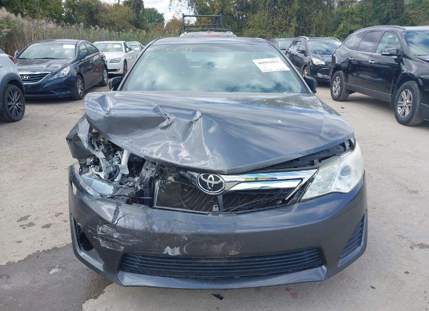 Photo 12 of 2014 Toyota Camry LE (VIN 4T4BF1FK8ER394760)