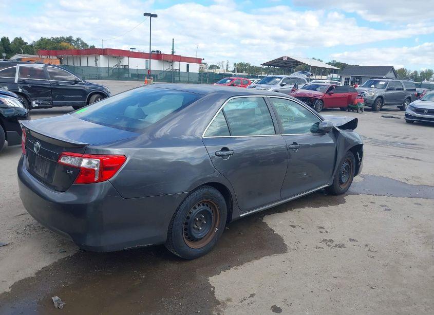 Photo 4 of 2014 Toyota Camry LE (VIN 4T4BF1FK8ER394760)