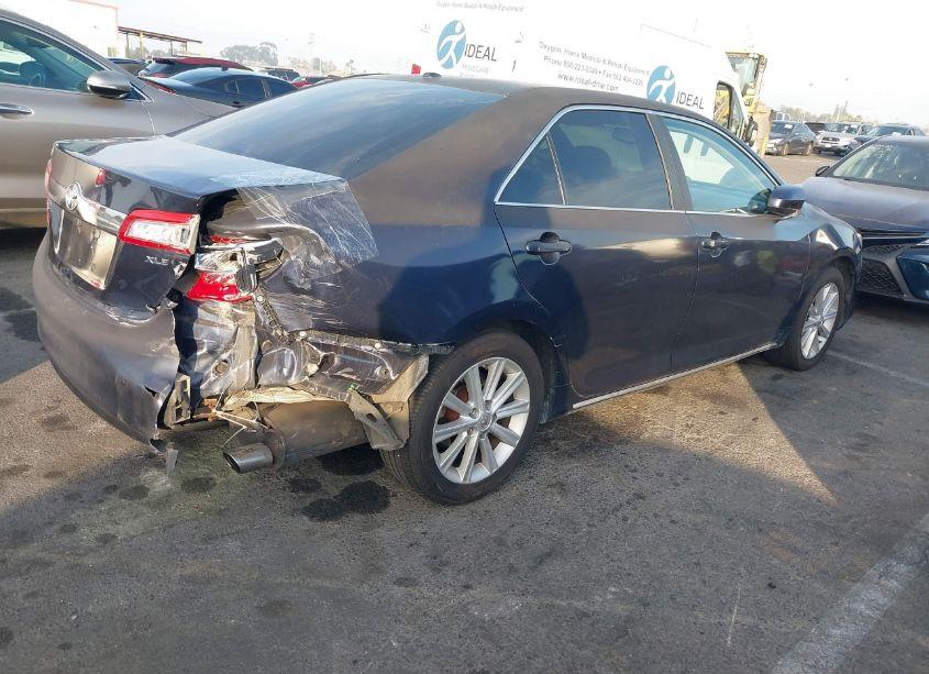 Photo 4 of 2014 Toyota Camry XLE (VIN 4T4BF1FK8ER396444)