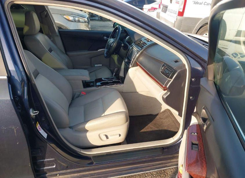 Photo 5 of 2014 Toyota Camry XLE (VIN 4T4BF1FK8ER396444)