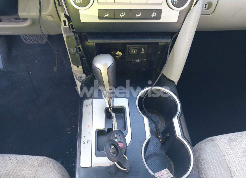 Photo 11 of 2014 Toyota Camry LE (VIN 4T4BF1FK8ER406910)