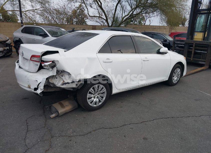Photo 4 of 2014 Toyota Camry LE (VIN 4T4BF1FK8ER406910)