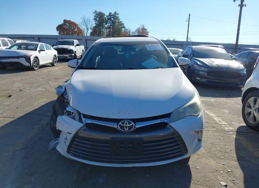 Photo 12 of 2015 Toyota Camry LE (VIN 4T4BF1FK8FR496027)