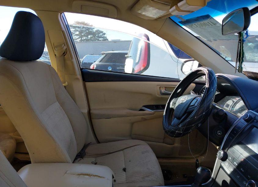 Photo 5 of 2015 Toyota Camry LE (VIN 4T4BF1FK8FR496027)