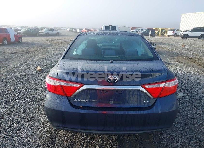 Photo 17 of 2015 Toyota Camry LE (VIN 4T4BF1FK8FR503512)