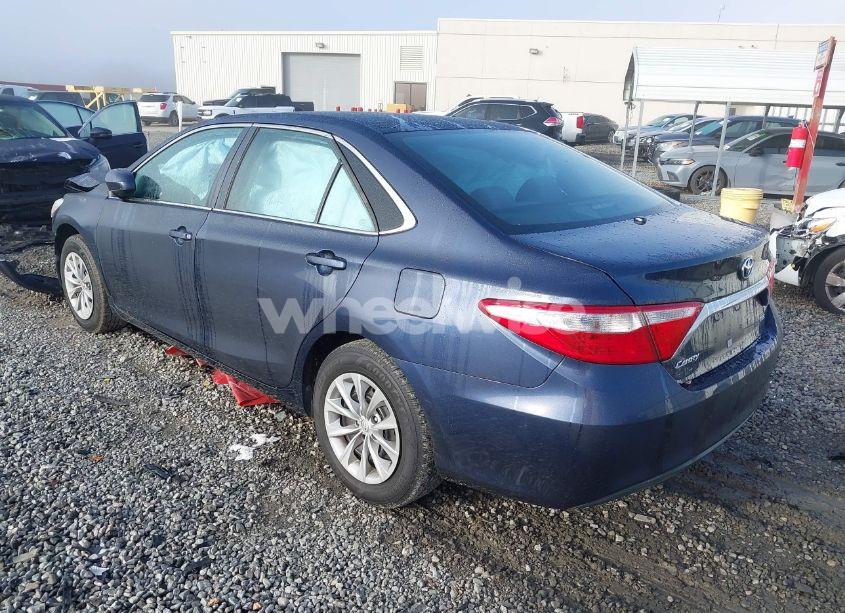 Photo 3 of 2015 Toyota Camry LE (VIN 4T4BF1FK8FR503512)
