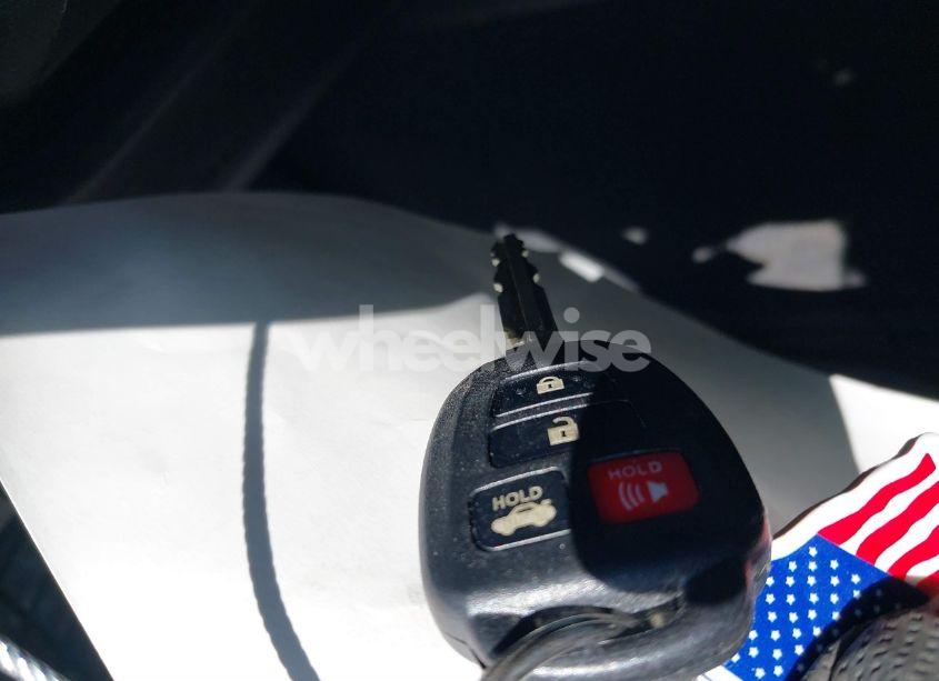 Photo 11 of 2015 Toyota Camry LE (VIN 4T4BF1FK8FR515255)