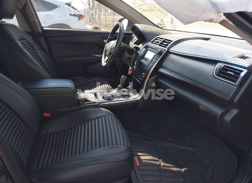 Photo 5 of 2015 Toyota Camry LE (VIN 4T4BF1FK8FR515255)