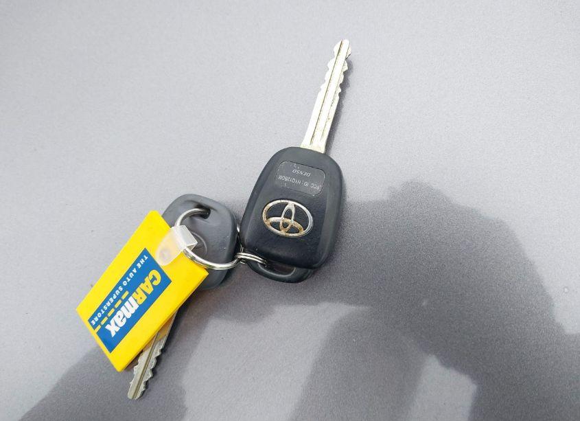 Photo 11 of 2016 Toyota Camry LE (VIN 4T4BF1FK8GR520988)