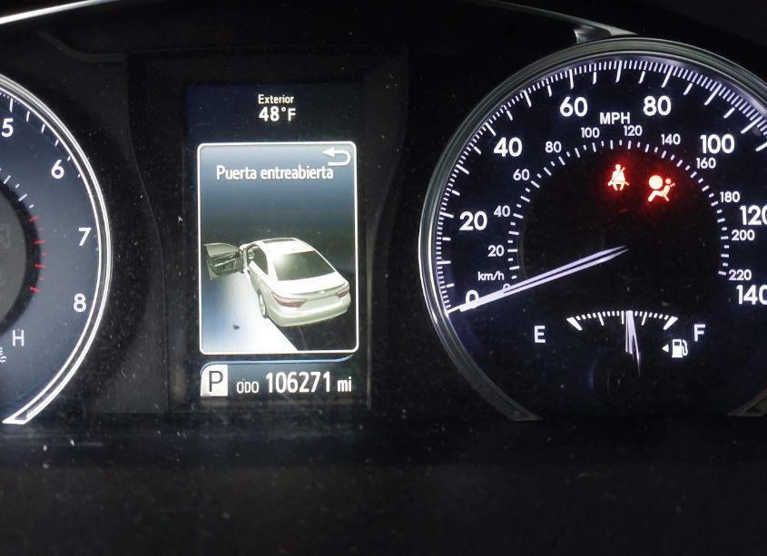 Photo 15 of 2016 Toyota Camry LE (VIN 4T4BF1FK8GR520988)