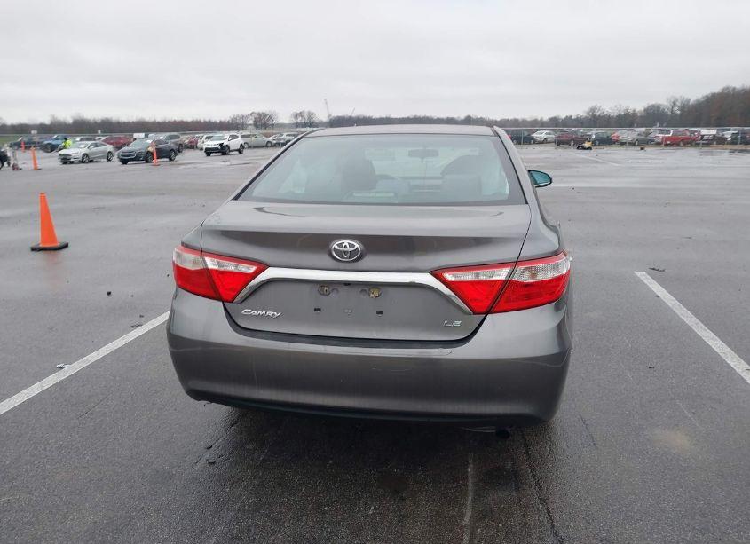 Photo 16 of 2016 Toyota Camry LE (VIN 4T4BF1FK8GR520988)