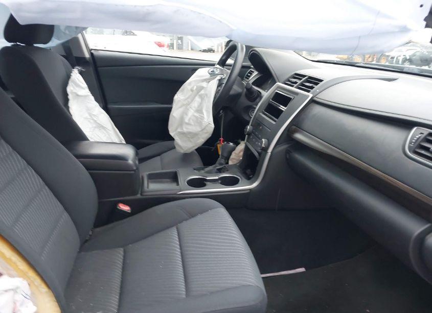 Photo 5 of 2016 Toyota Camry LE (VIN 4T4BF1FK8GR520988)