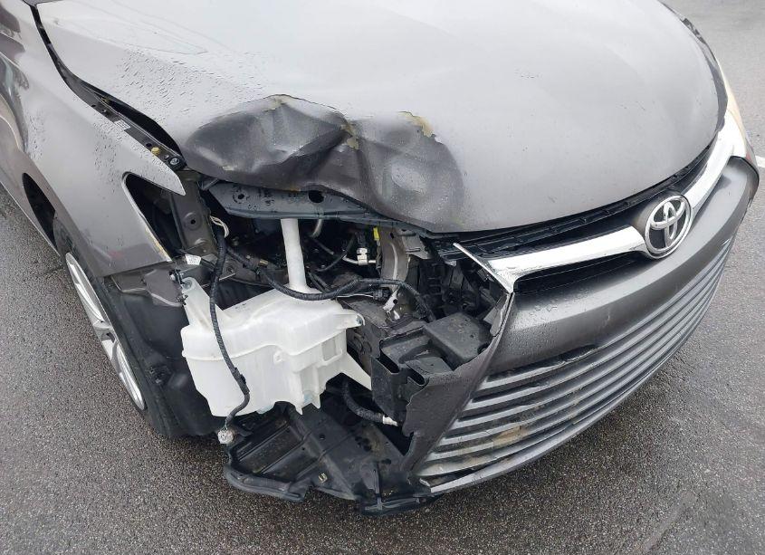 Photo 6 of 2016 Toyota Camry LE (VIN 4T4BF1FK8GR520988)